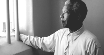 2015 année de la cause noire – chapitre 10 – Mandela : de la lutte contre l’apartheid et de sa récupération